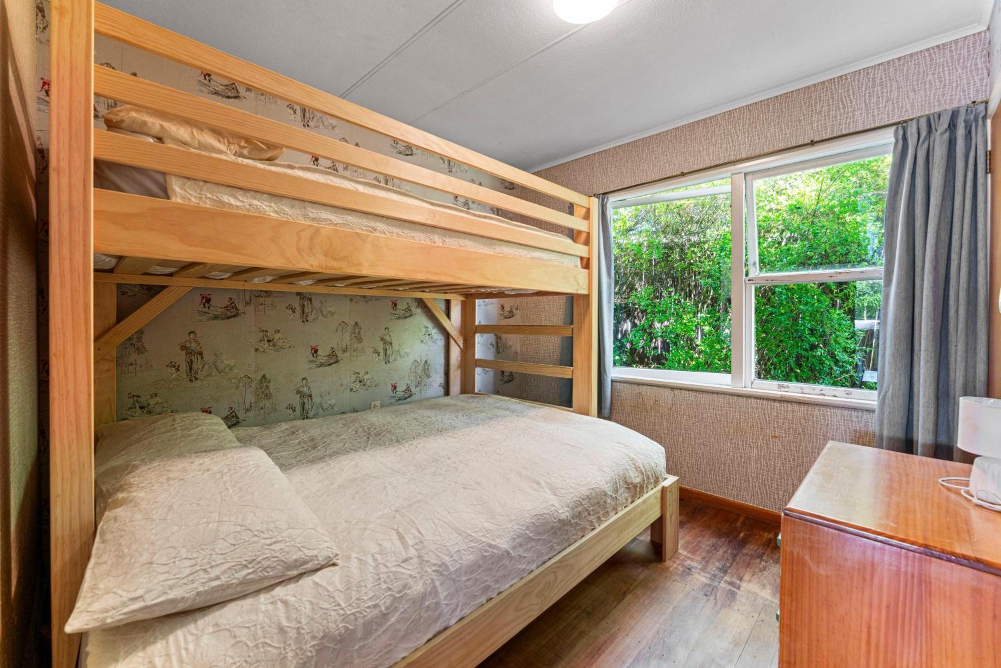Lakeview Cottage - Rainbow Point Holiday Home Lac Lac Taupo Extérieur photo