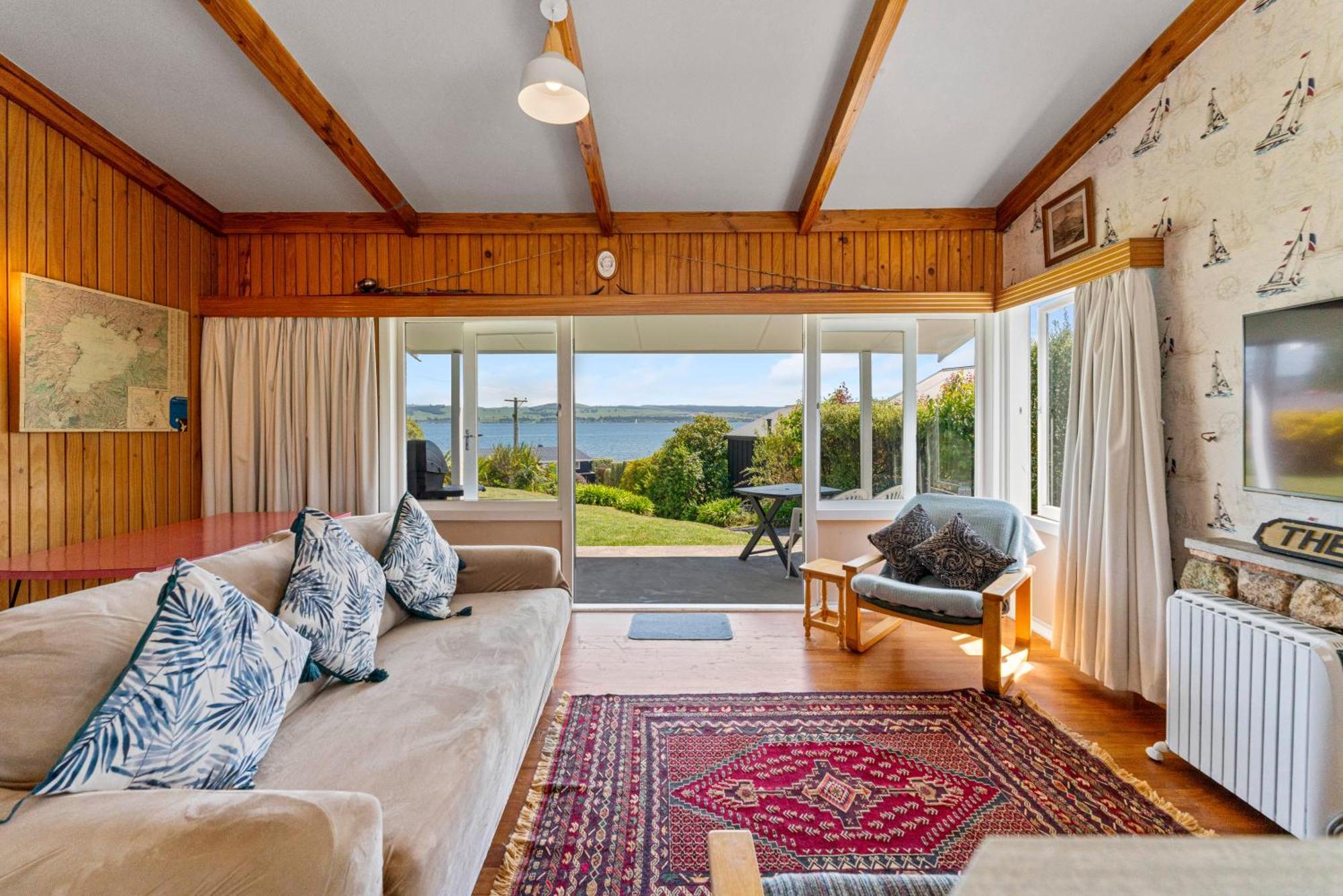 Lakeview Cottage - Rainbow Point Holiday Home Lac Lac Taupo Extérieur photo